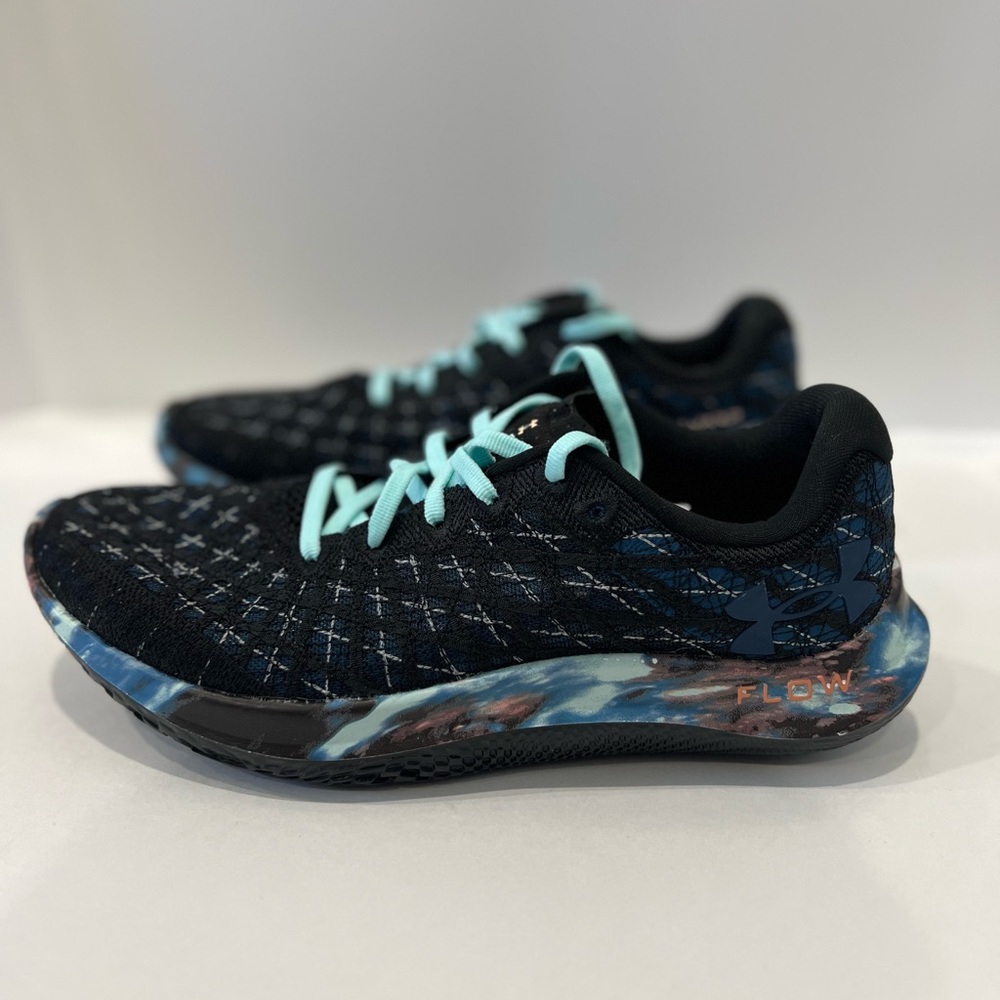 Size 8.5 - Under Armour Flow Velociti Wind 2 Black Beta